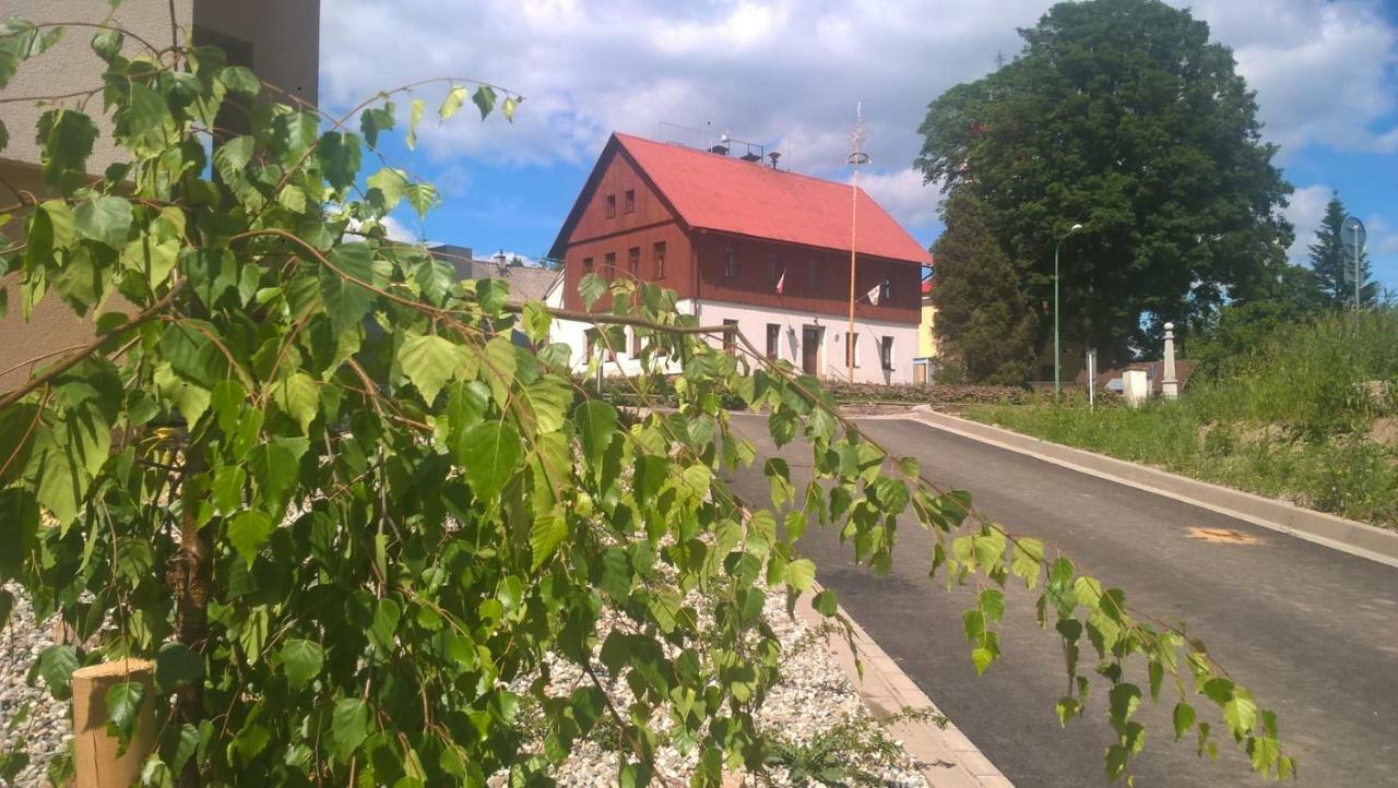 Apartman Nad Terasou Appartement Říčky Buitenkant foto